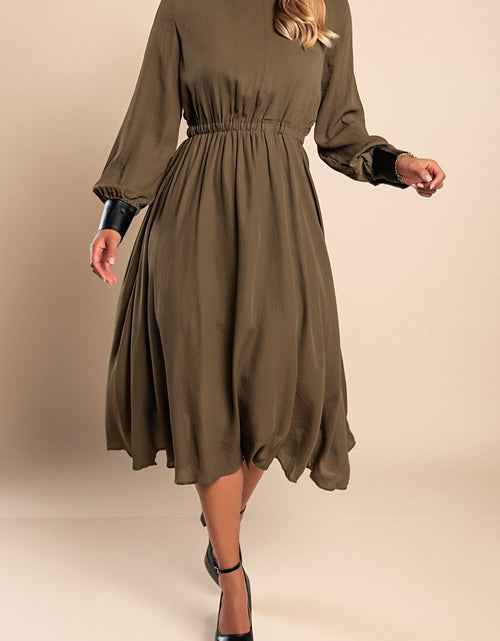 Load image into Gallery viewer, Elegant midi dress with Plana artificial leather inserts, olive
