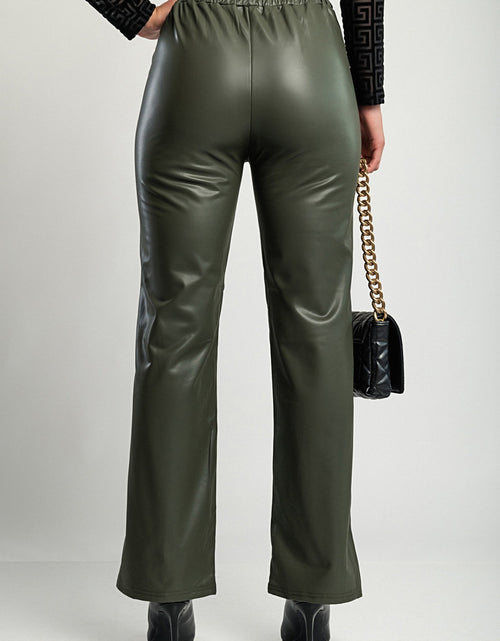 Load image into Gallery viewer, Pants made of imitation leather, olive
