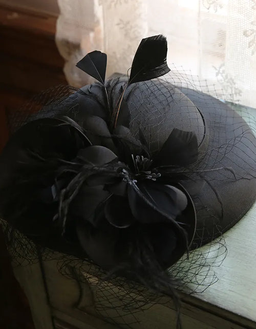 Load image into Gallery viewer, Women Large Brim Fascinator Hat/Cocktail Wedding Party Hat
