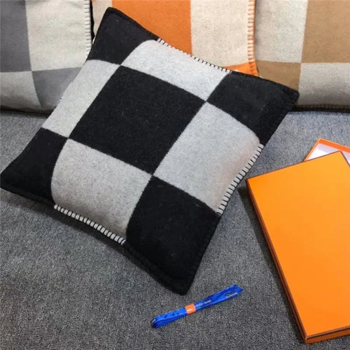 Designer Brand High Quality Cashmere Plaid H Blanket for Beds /Sofa